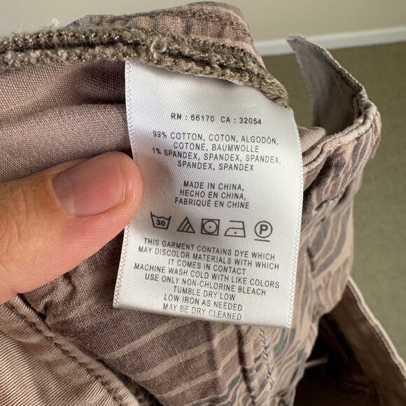 Pilcro Hyphen Petite 6" Casual Shorts US Women's 27 Petite - Picture 4 of 6